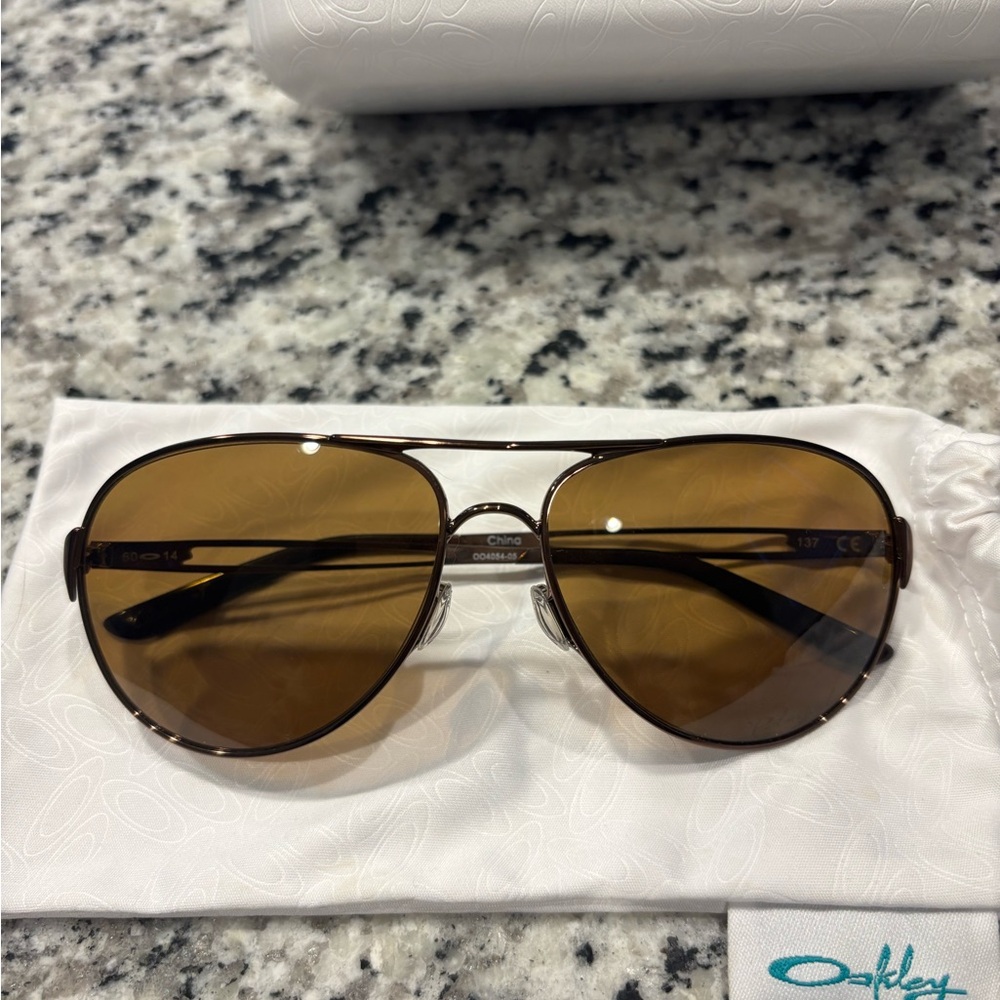 Oakley Caveat Polarized Sunglasses